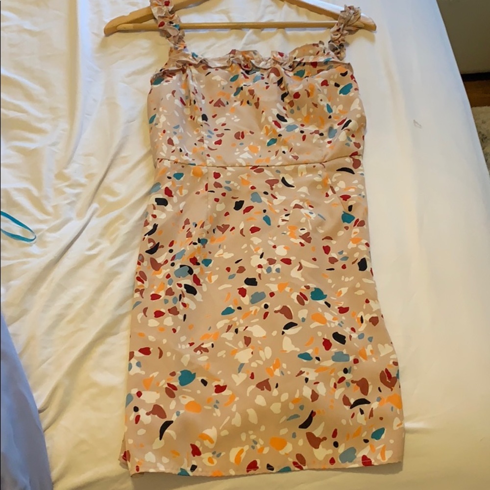 sundress via app- NO emails